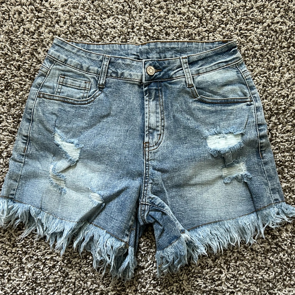 generic cut off shorts size small